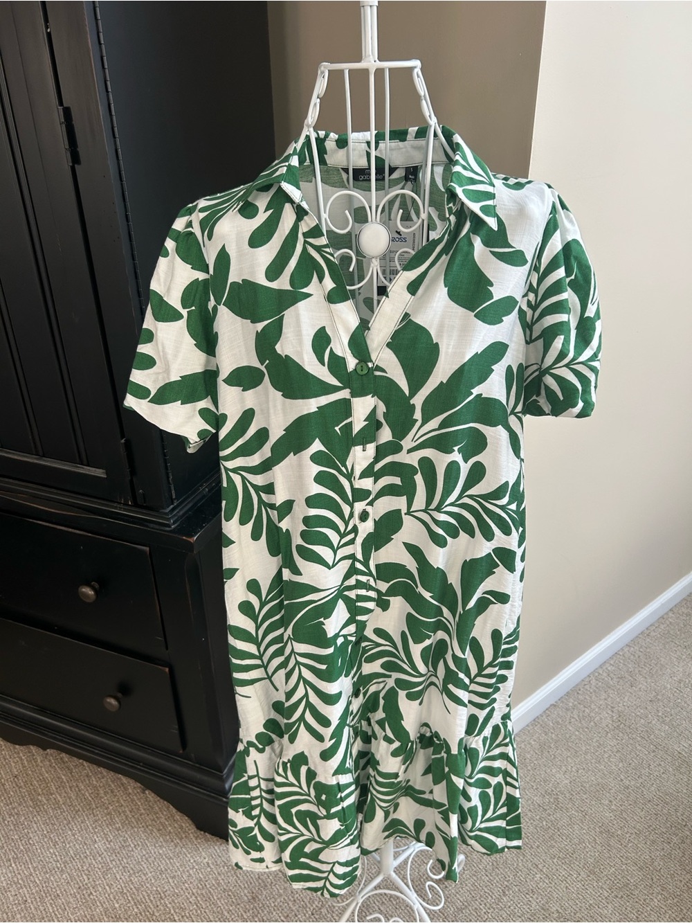 Mlle Gabrielle Green Leaf Button-Front Dress